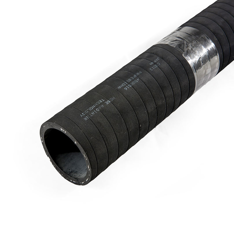 Perfekt für VOLVO - 11128 Middle Water Hose