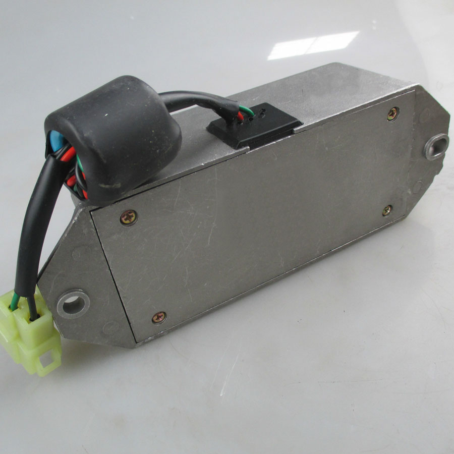 Kompatibel mit Hyundai R225LC-9T R215-9 R385-9 R250LC-9 DC 22V-28V nach DC 12V 10A Konverterregler 21Q6-20410 R225LC-9T,R215-9,R385-9,R250LC-9