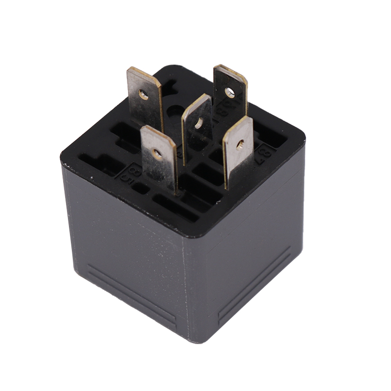 Erstellt nach Mercedes Benz E 320 - 12V 30A Relay 2108240018 A2108240018