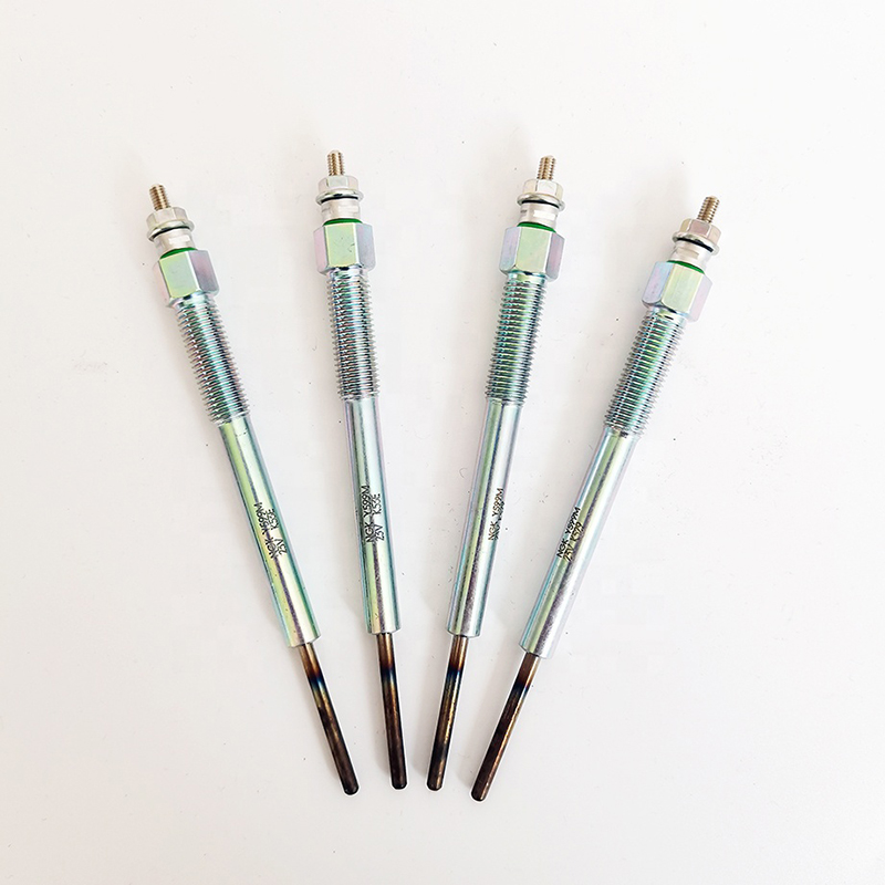 Speziell für Isuzu Motor 4JJ1 JCB Bagger JS115 JS130 JS145 JS145LC - 4Pcs Glow Plug 02/802375 02802375 02-802375 4JJ1XASA02A AM-4J1XZSA-03 4JJ1XASA02A 4J1XZSA-03 AM-4J1XZSA-03 4JJ1XZSA01 4JJ1XASA01A 4JJ1XZSA01 JS115, JS130, JS145LC, JS115 AUTO, JZ140, JS1