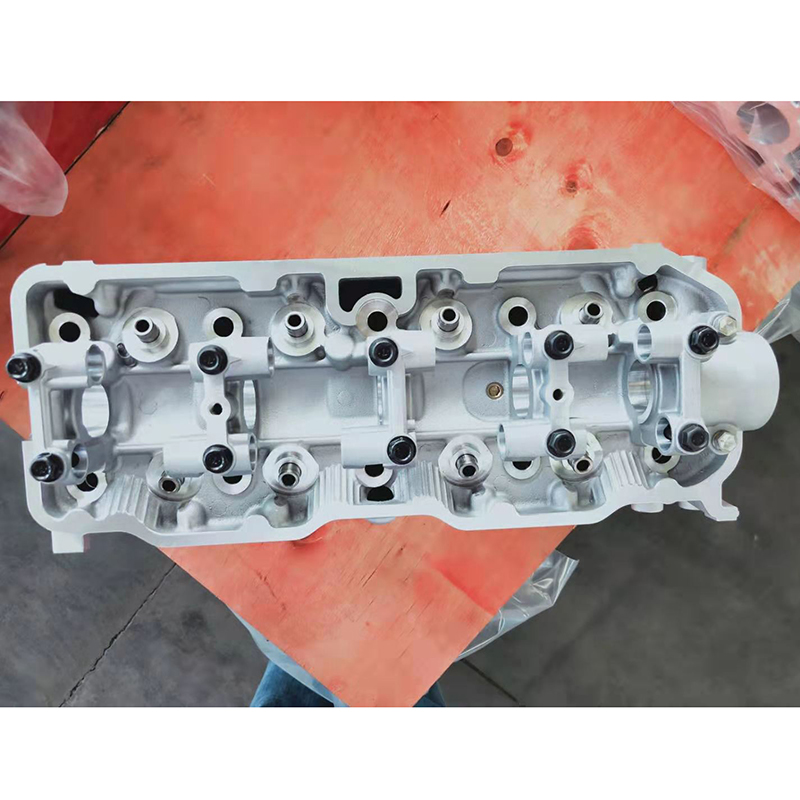 Speziell für Mitsubishi Motor 4G63 - 8V Zylinderkopf