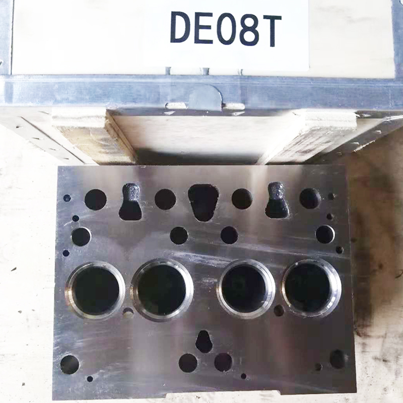 Auf Daewoo Doosan Engine DE08T abgestimmt - Zylinderkopf DE08TIS DH215-9 DH215-9E