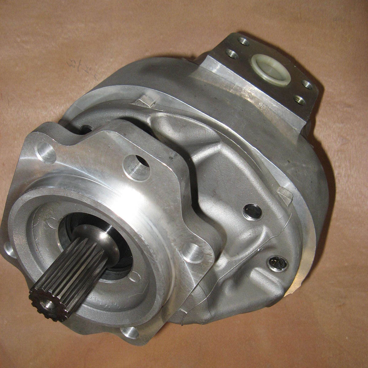 Kompatibel mit Komatsu Bulldozer D455A-1 Hydraulische Pumpe 705-12-43030 7051243030