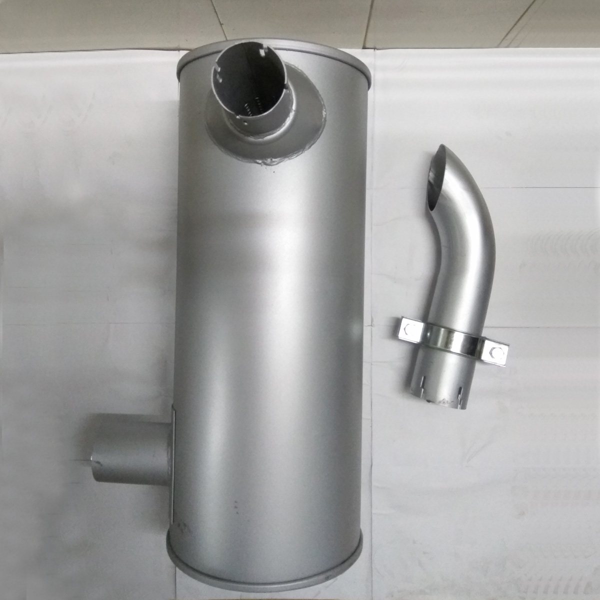 Kompatibel mit Sumitomo Bagger SH200-3 Motor Isuzu 6BG1 Muffler