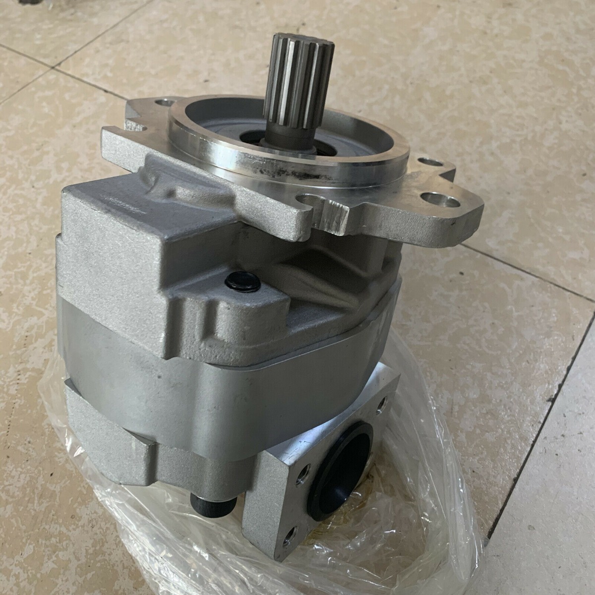 Perfekt für Komatsu Radlader WA500-6 WA500-6R - Hydraulische Zahnradpumpe 705-21-38160 7052138160 WA500-6,WA500-6R