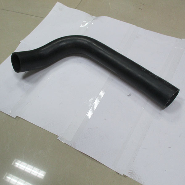Kompatibel mit Hyundai Bagger R320-7 Upper Water Schlauch 11N8-40021