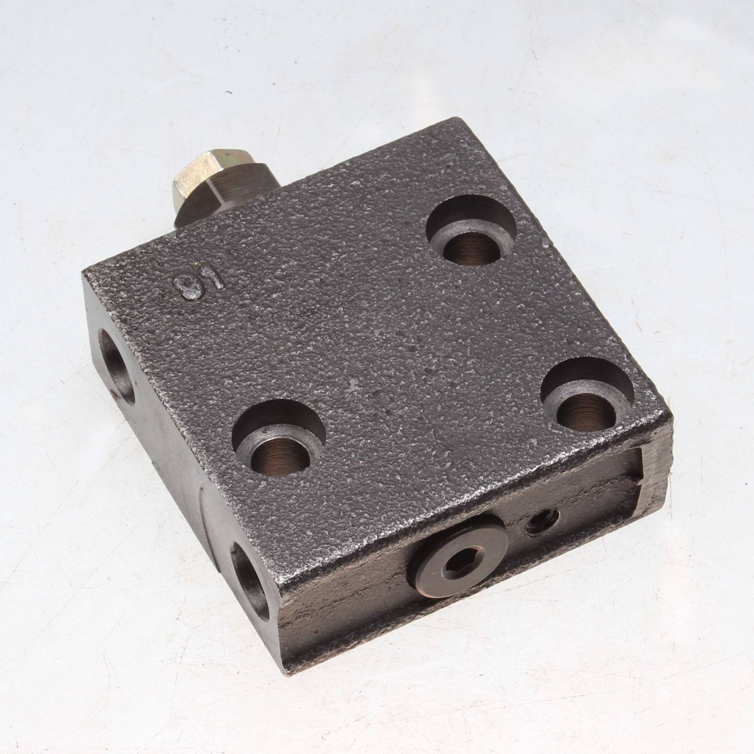 Kompatibel mit Komatsu Bagger PC200-7 PC210-7 Reducing Valve ass'y 723-40-71102 PC200-7,PC210-7