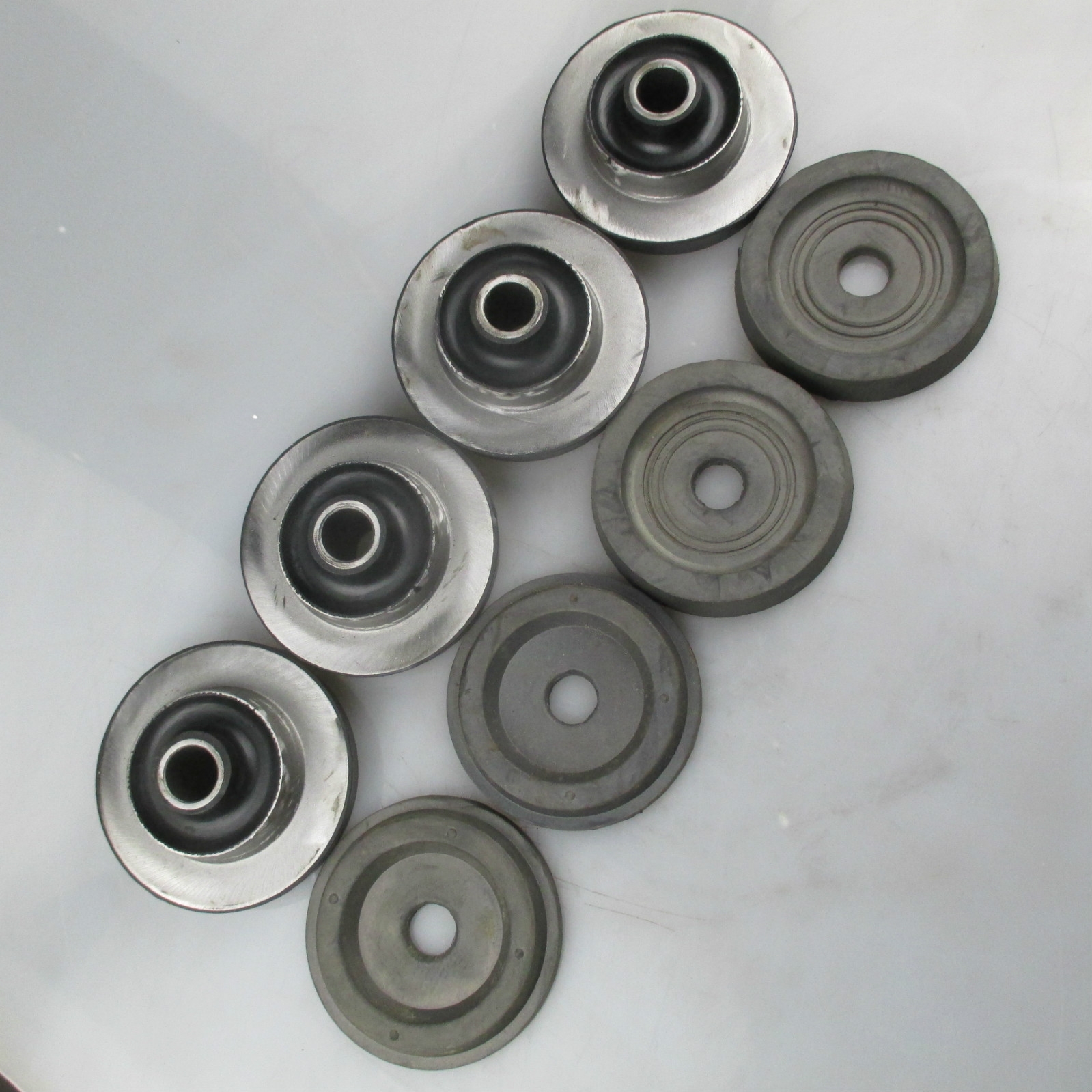 Kompatibel mit Komatsu Bagger PC200-6 PC200-6J PC200-6S PC200-6H PC200LC-6 Engine Mount Rubber Cushion PC200-6,PC200-6J,PC200-6S,PC200-6H,PC200LC-6