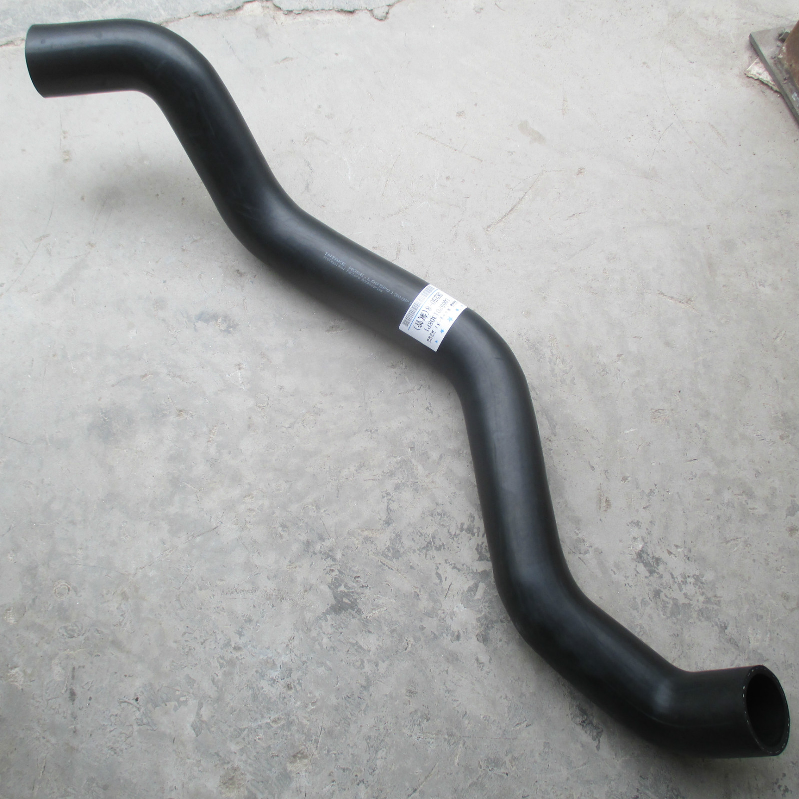 Kompatibel mit Kobelco Bagger SK250-8 Intercooler Schlauch LQ05P01308P1