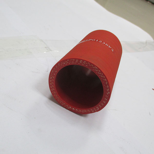 Kompatibel mit Kobelco Bagger SK250-8 Intercooler Schlauch YN05P01236P2