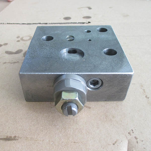 Kompatibel mit KOMATSU PC200-7 Selbstminderventil 723-40-71102