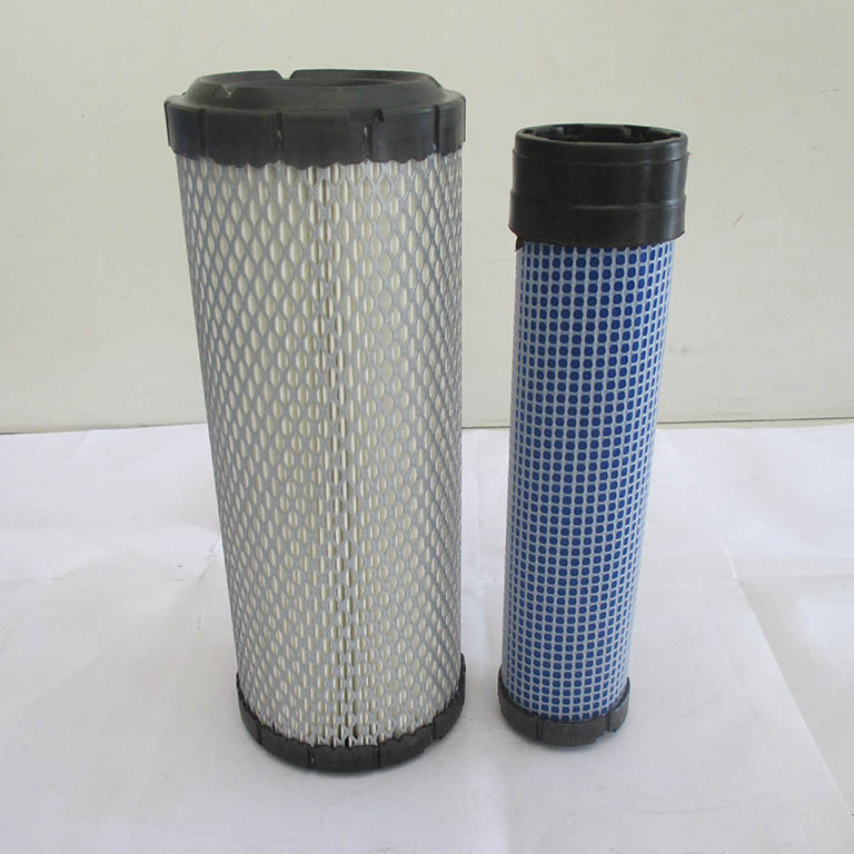 Kompatibel mit Hitachi ZX55UR ZX55UR-2 ZX55UR-3 Luftfilter 4417516 und 4423981 A:4417516 B:4423981 ZX55UR,ZX55UR-2,ZX55UR-3