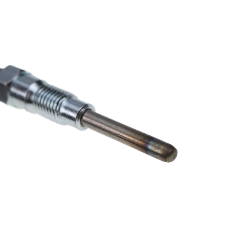 Kompatibel mit Kubota Traktor L2500 L2600 L2900 L3200 L3240 L3540 L3600 L3710 L3800 L3940 Glow Plug 19077-65513 19077-65510 1907765510 19077-65512 1907765511 L2500DT,L2500F,L2600DT,L2600F,L2800DT/HST,L2800F,L2900DT,L2900DT-GST,L2900F,L3000DT,L3000F,L3010D