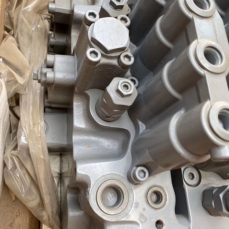 Funktioniert gut mit Hitachi ZAX200 ZX200-3G ZX200-E ZX200-X - Original Neue Main Control Ventil 4398652 IZX200, IZX200LC, IZX210F, IZX210MF, ZX110, ZX120, ZX125US, ZX135US, ZX200-3-HCMC, ZX200-3G, ZX200-HE, ZX200-HHE, ZX200-X, ZX200LC-HHE, ZX210-AMS, ZX2