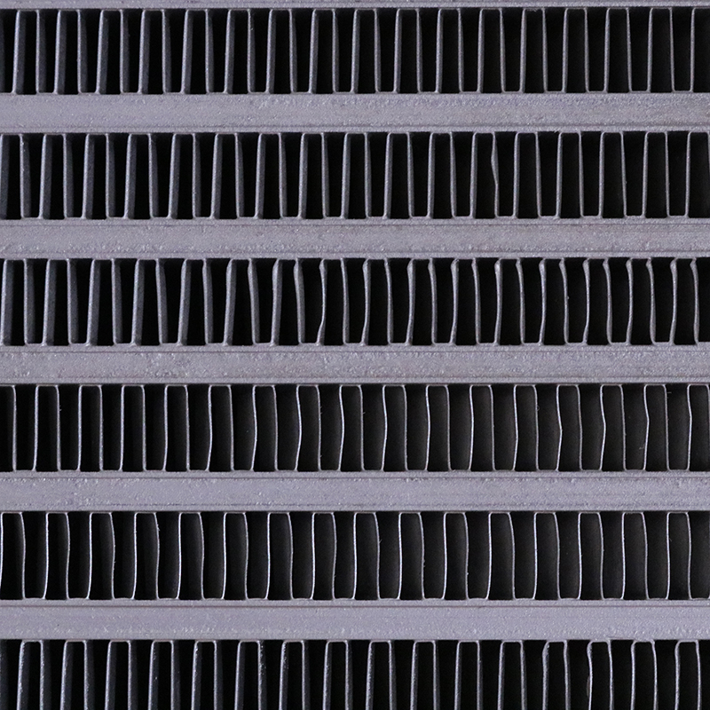 Speziell für Mercedes-Benz Truck - Radiator 3825010001