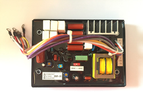 Kompatibel mit TAIYO DST-51,EDL13000TE,EDL16000TE Dieselgeneratoren Automatische Spannungsregler ,8 separates Gewinde,Voltage 220V/380V DST-51 EDL13000TE