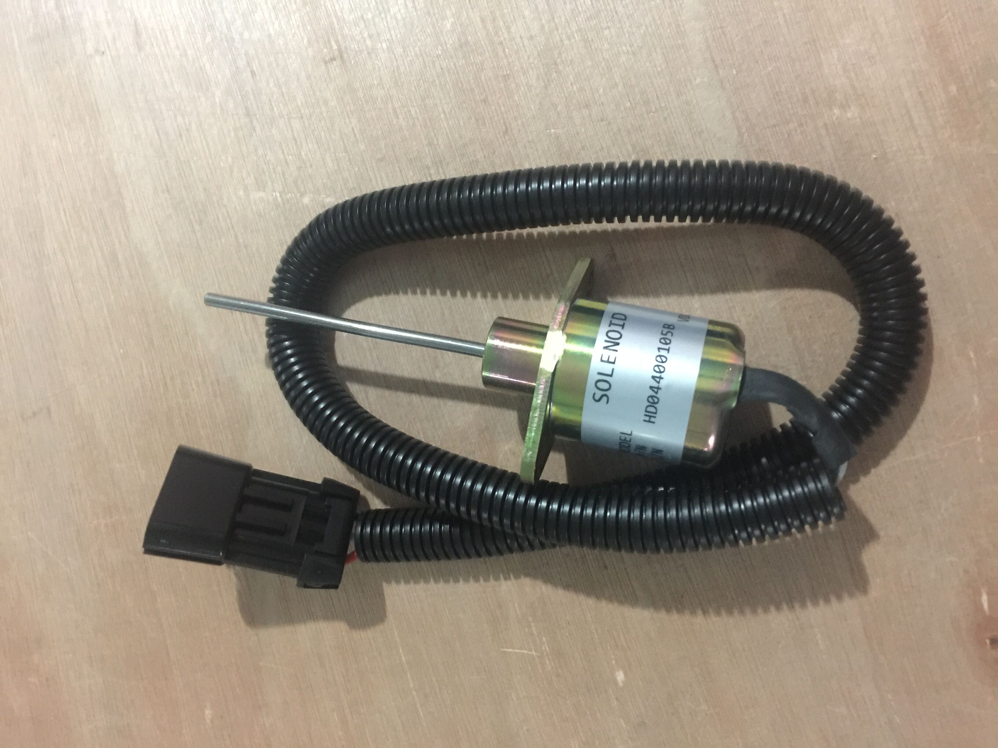 Kompatibel mit Kubota 05 Series Carrier Units Shut Down Solenoid 1503ES-12A5SUC9SCC28 - Gebraucht